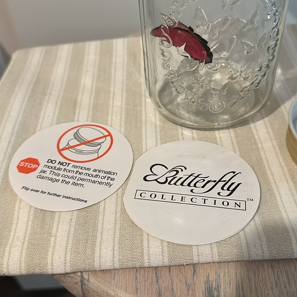 Butterfly Collection, Pink Butterfly & Multi-Colored Butterfly in a Jar! - Picture 10 of 13